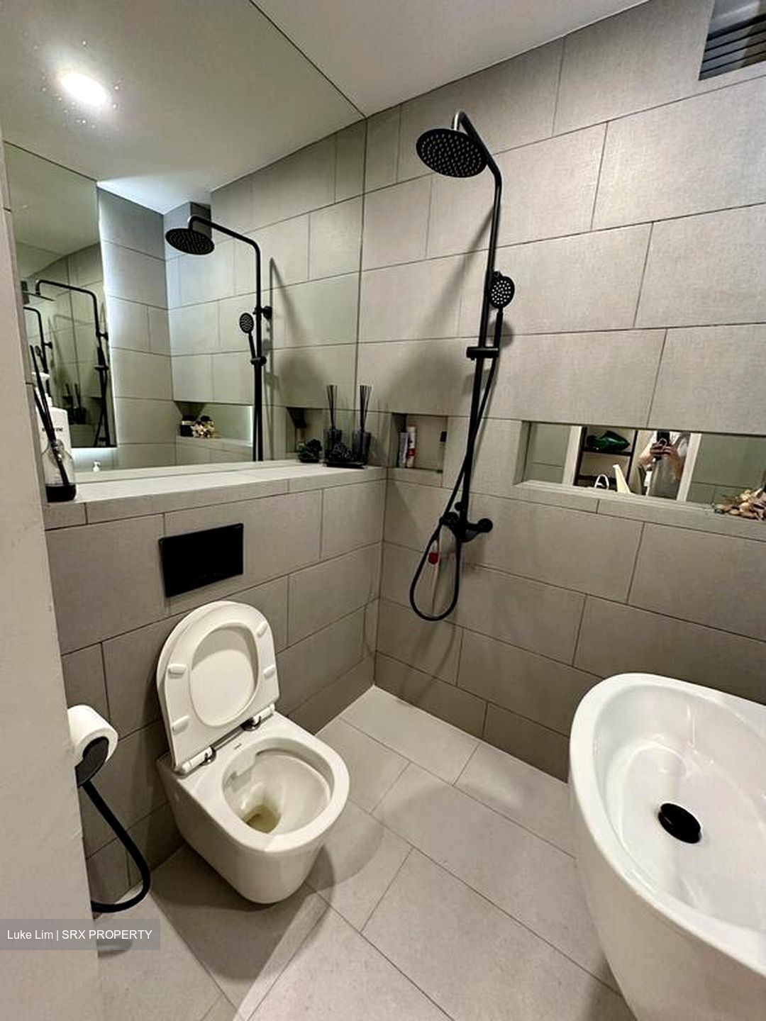 Eng Aun Mansion (D11), Shop House #503526361